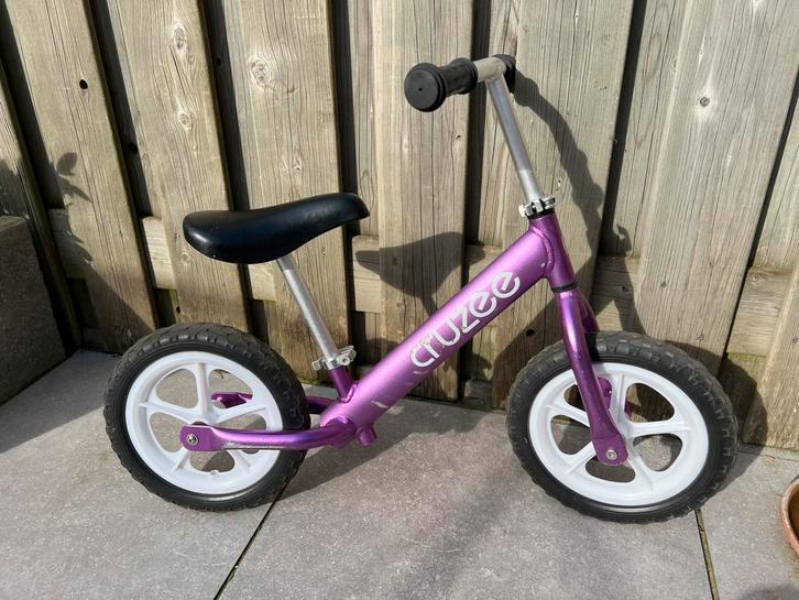 CRUZEE 12″ KIDS BALANCE BIKE, Kinderen en Baby's, Speelgoed | Buiten | Voertuigen en Loopfietsen, Gebruikt, Loopfiets, Ophalen