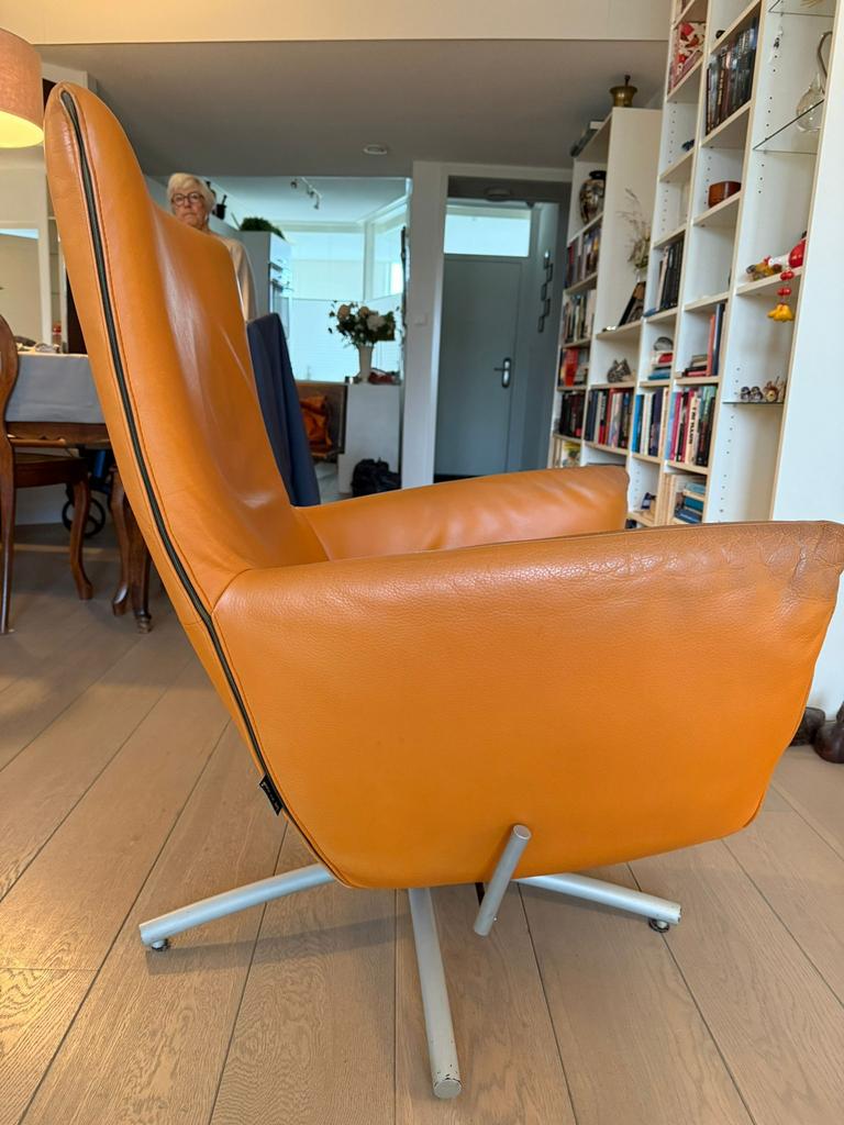 Gerard van den Berg designstoel, Huis en Inrichting, Fauteuils, Ophalen, Gebruikt, 75 tot 100 cm, Leer