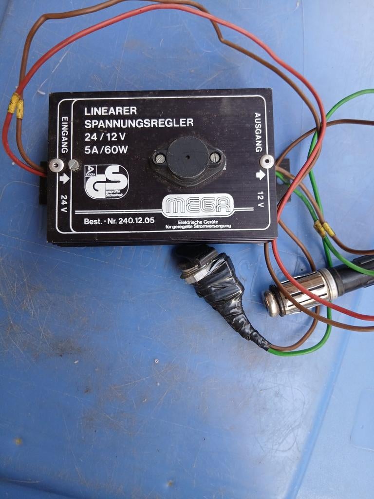 Omvormer 24 naar 12 volt. Werkt na behoren, Ophalen