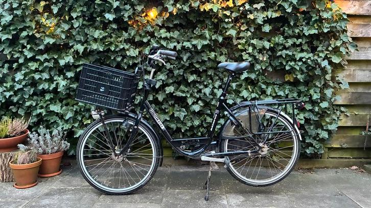 Gebruikte Batavus fiets met krat en 3 versnellingen, Fietsen en Brommers, Fietsen | Heren | Herenfietsen, Gebruikt, Batavus, Versnellingen