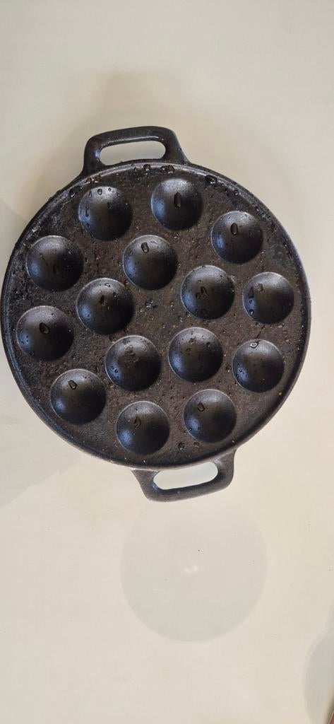 Ouderwetse gietijzeren poffertjespan, Ophalen of Verzenden