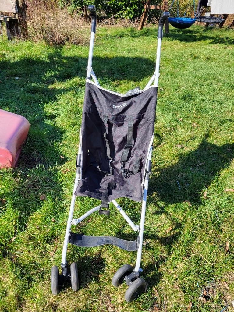 Inklapbare buggy zwart - Safety 1st, Ophalen