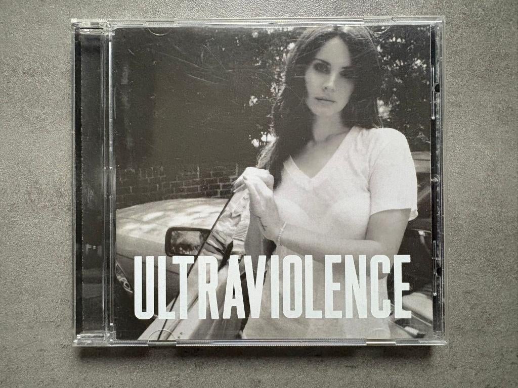 Lana Del Rey - Ultraviolence, leuke cd in goede staat, Ophalen of Verzenden, 2010 - 2019, Zo goed als nieuw
