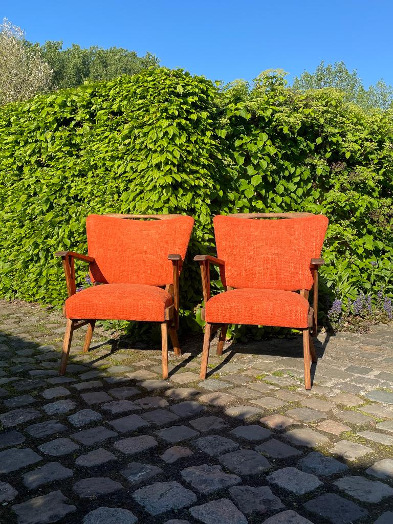 2 Vintage armstoelen (prof. geherstoffeerd), Huis en Inrichting, Stoelen, Zo goed als nieuw, Twee, Hout, Stof, Overige kleuren