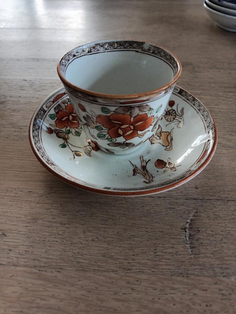 Petrus Regout Hankou hoog kommetje op schotel., Ophalen of Verzenden