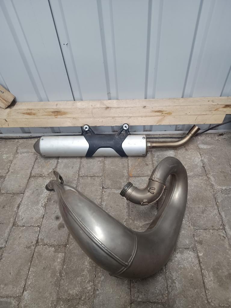 KTM EXC 300/250 uitlaat/voorbocht. Nette staat, Ophalen, Gebruikt