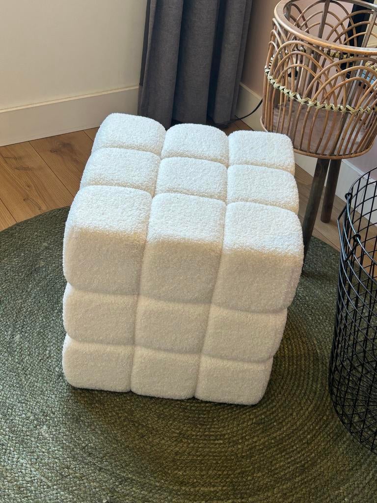 Gave poef teddy wit, Ophalen, Zo goed als nieuw, Rond, Minder dan 50 cm