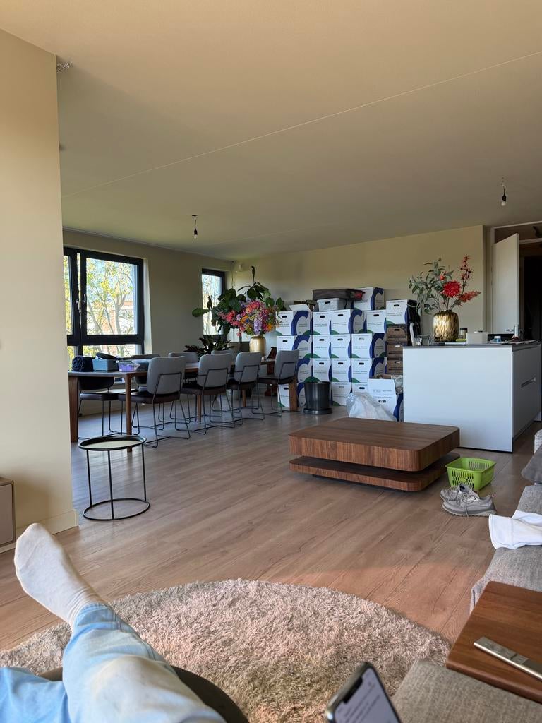 Handgemaakte houten design salontafel 1x1m met opbergruimte, Huis en Inrichting, Tafels | Salontafels, Zo goed als nieuw, Minder dan 50 cm