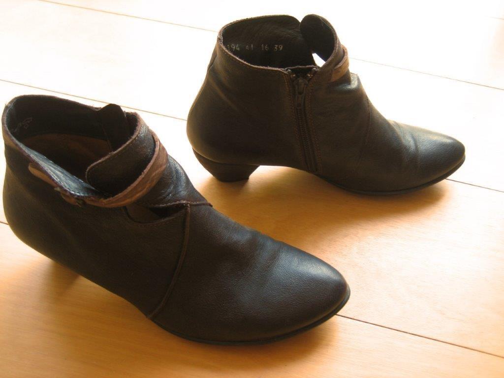 Zeer mooie bruin leren enkellaarsjes THINK! 39 snazzeys, Kleding | Dames, Schoenen, Bruin, Verzenden, Think!, Lage of Enkellaarzen