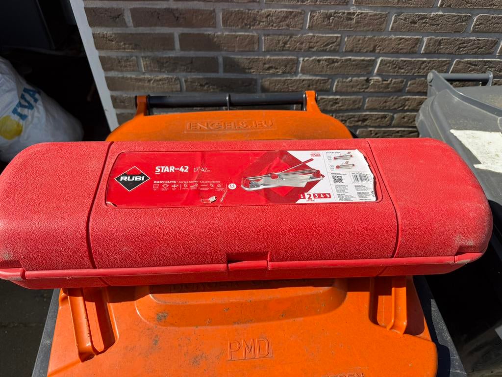 Rubi tegelsnijder 42 cm, Ophalen, Zo goed als nieuw, Ankeren en Afmeren, Zeilboot of Motorboot