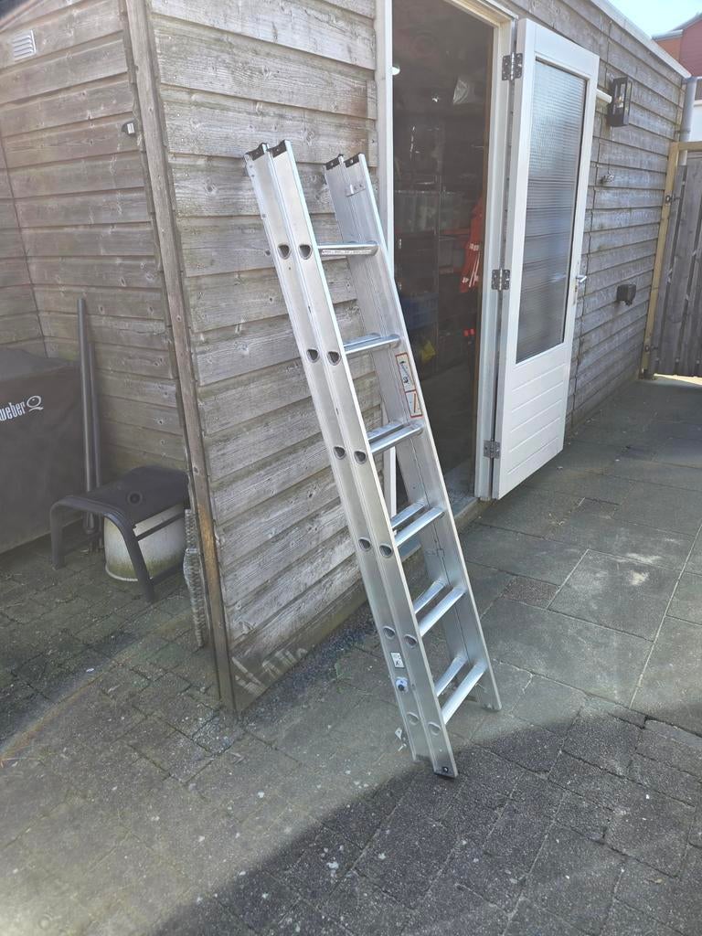 Uitschuifbare aluminium vlizotrap verdieping of plateau trap, Ophalen, Zo goed als nieuw, Ladder, Opvouwbaar of Inschuifbaar