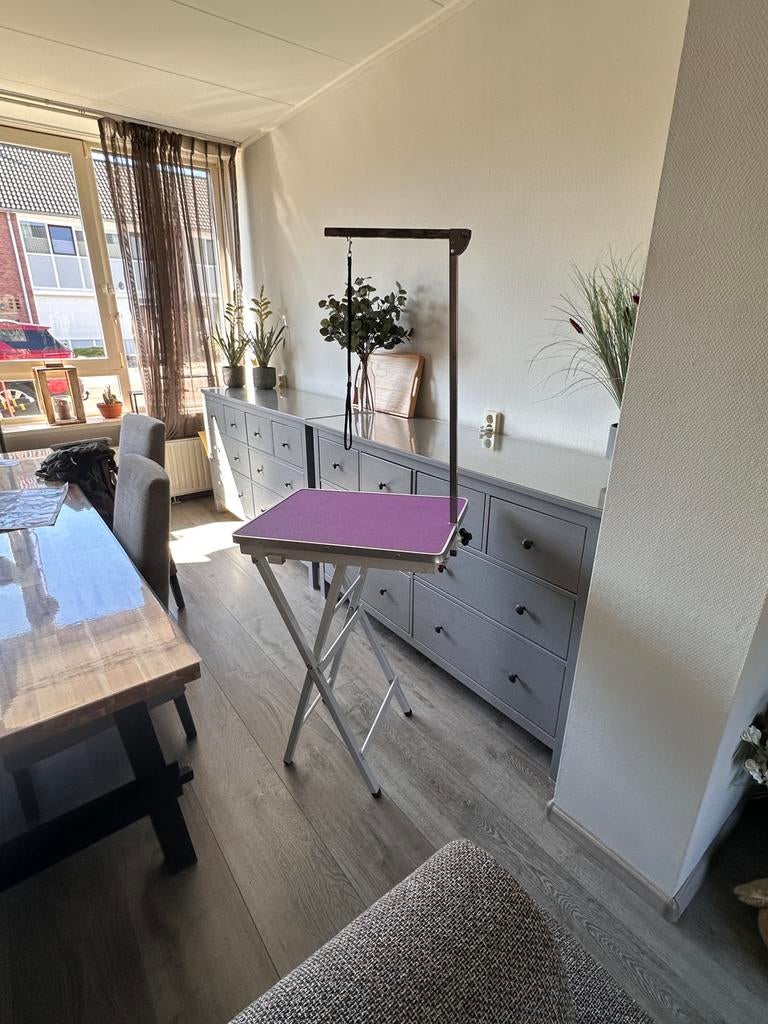 Nooit gebruikte in hoogte verstelbare opklapbare trimtafel, Dieren en Toebehoren, Honden-accessoires, Nieuw, Ophalen