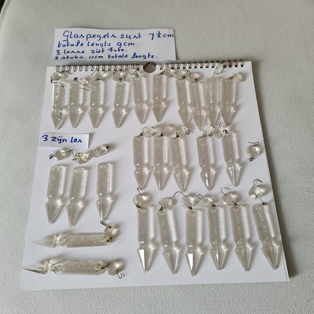 26 st.Glazen ijspegels bv kroonlamp, Ophalen of Verzenden, Gebruikt, Glas