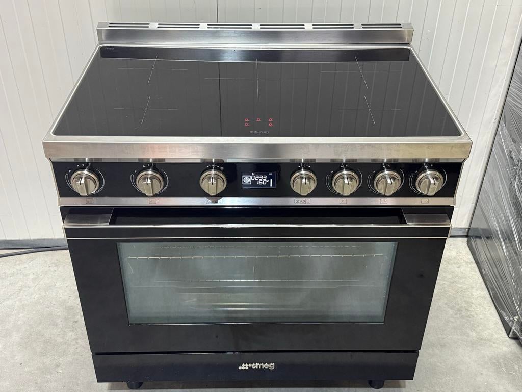 Smeg fornuis met inductie kookplaat, Witgoed en Apparatuur, Fornuizen, Gebruikt, 60 cm of meer, Grill, Inductie