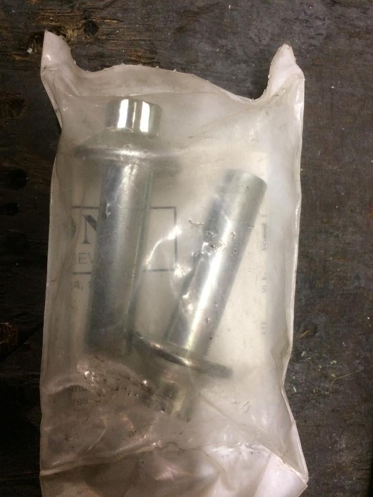 harley cilinderkop lock-bouten (1 lange & 1 korte bout), Ophalen