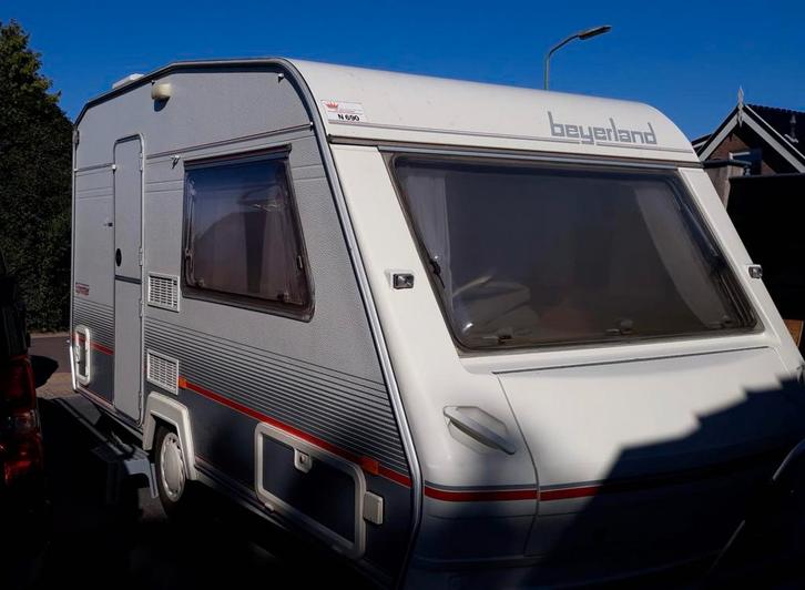 Beyerland sprinter 390 caravan, Caravans en Kamperen, Caravans, Particulier, tot en met 4, 500 - 750 kg, Treinzit, Beyerland, Luifel