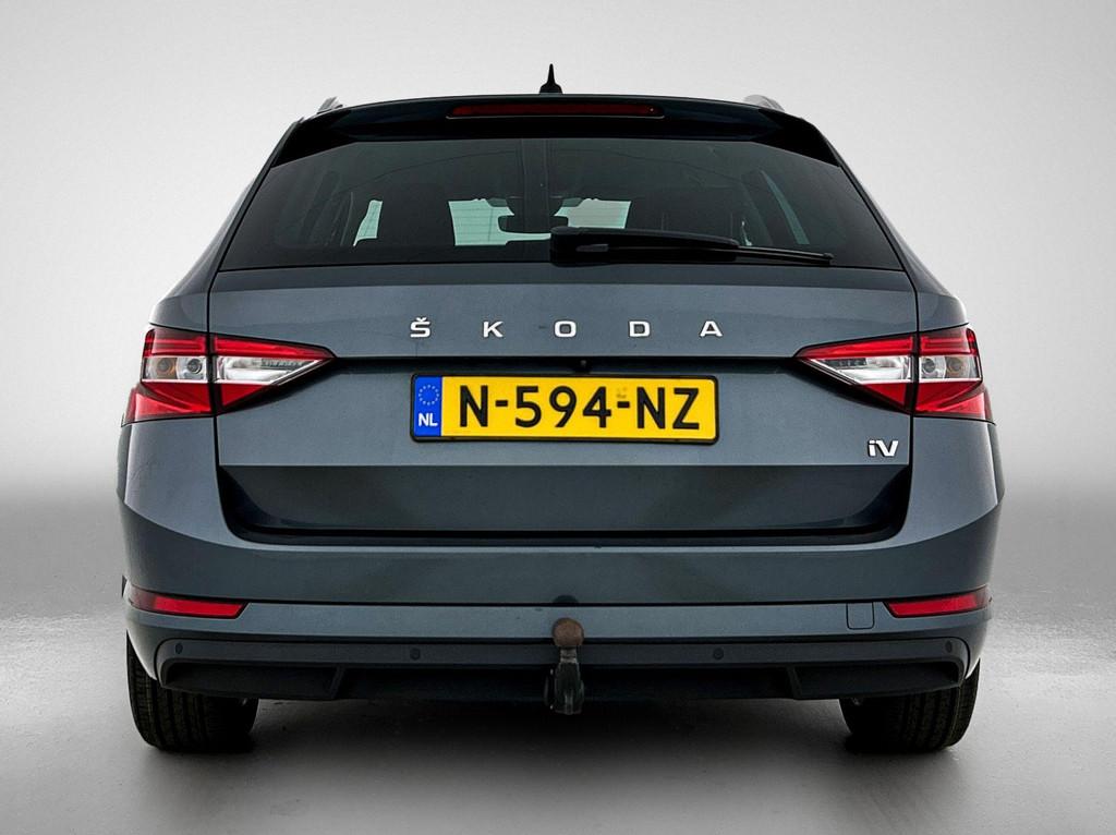 Skoda Superb Combi 1.4 TSI iV Business Edition Plus 217 PK |, Auto's, Skoda, 12 maanden, Gebruikt, 4 cilinders, Hybride Elektrisch/Benzine