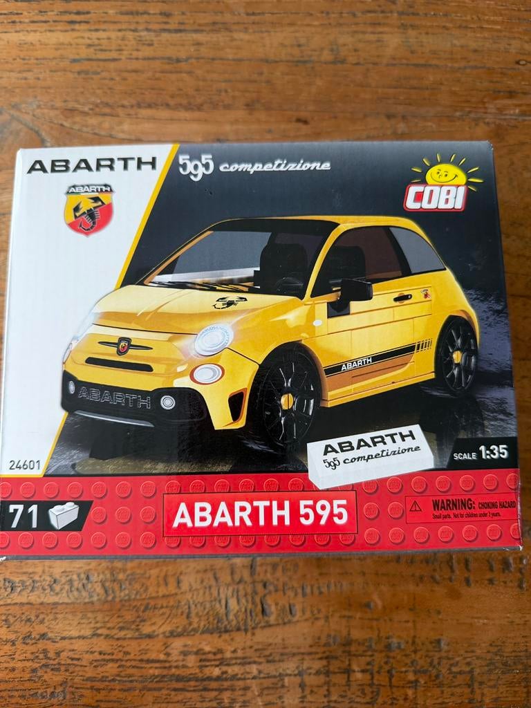 Cobi bouwdoos Fiat Abarth 1:35, Overige merken, Auto, 1:32 tot 1:50, Ophalen of Verzenden