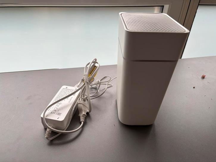 Ziggo Connectbox Router/Modem - Snelle Wifi, Computers en Software, Routers en Modems, Gebruikt, Router met modem, Ophalen