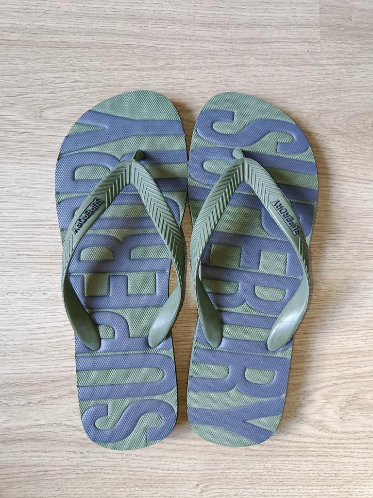 Nieuw! Superdry teenslippers maat 42/43, Slippers, Overige kleuren, Nieuw, Ophalen of Verzenden