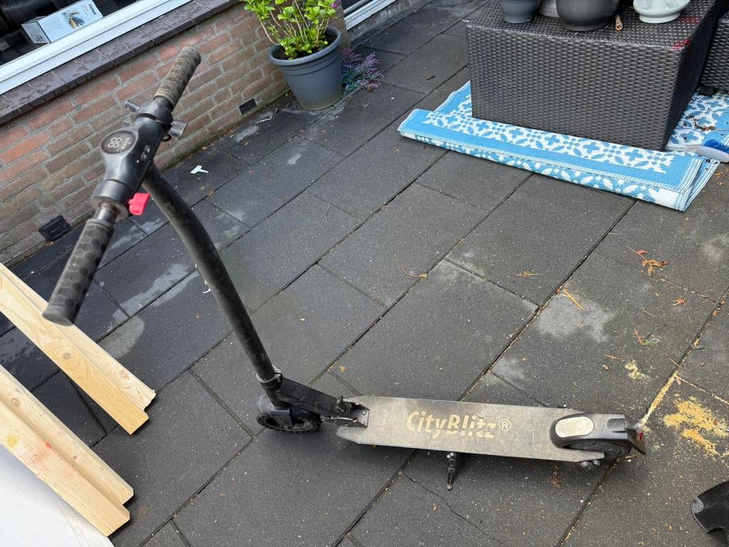 City blitz elektrische step voor handige klusser, Fietsen en Brommers, Ophalen, Zo goed als nieuw, Elektrische step (E-scooter)