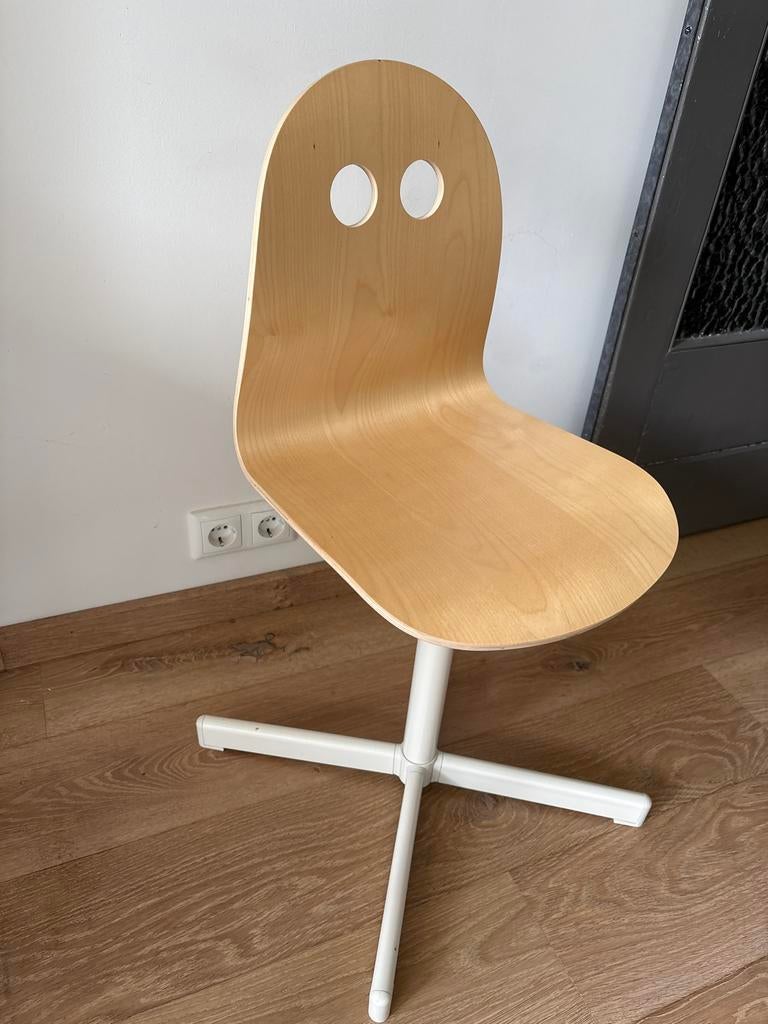 Ikea kinder bureaustoel, hout en wit onderstel, Ophalen, Zo goed als nieuw, Overige kleuren, Bureaustoel