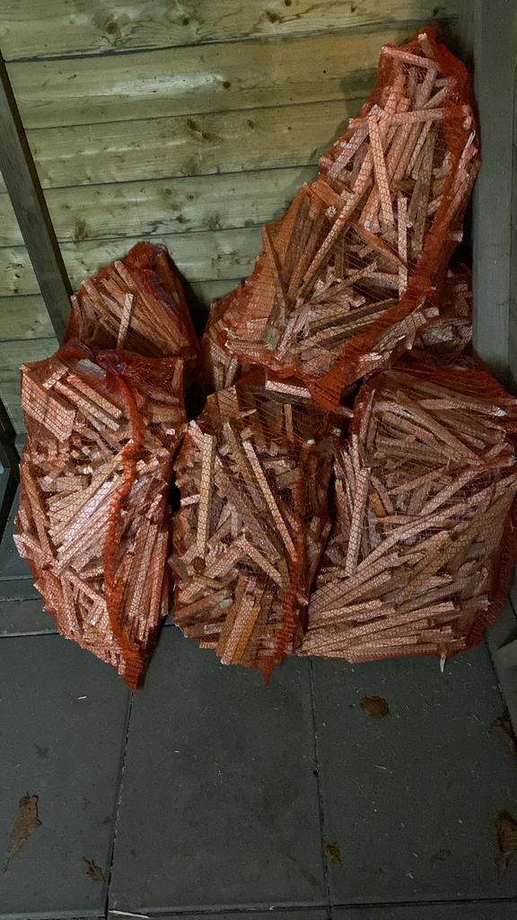 10 kg Kurkdroog Aanmaakhout - Direct Stookklaar, Tuin en Terras, Minder dan 3 m³, Ophalen of Verzenden, Overige houtsoorten, Blokken
