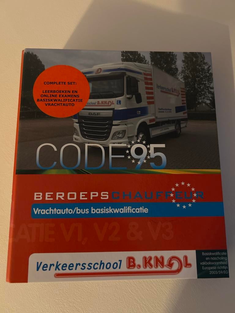 Vrachtwagen en bus chauffeur theorie examen boeken, Ophalen of Verzenden, Zo goed als nieuw, Vrachtwagen