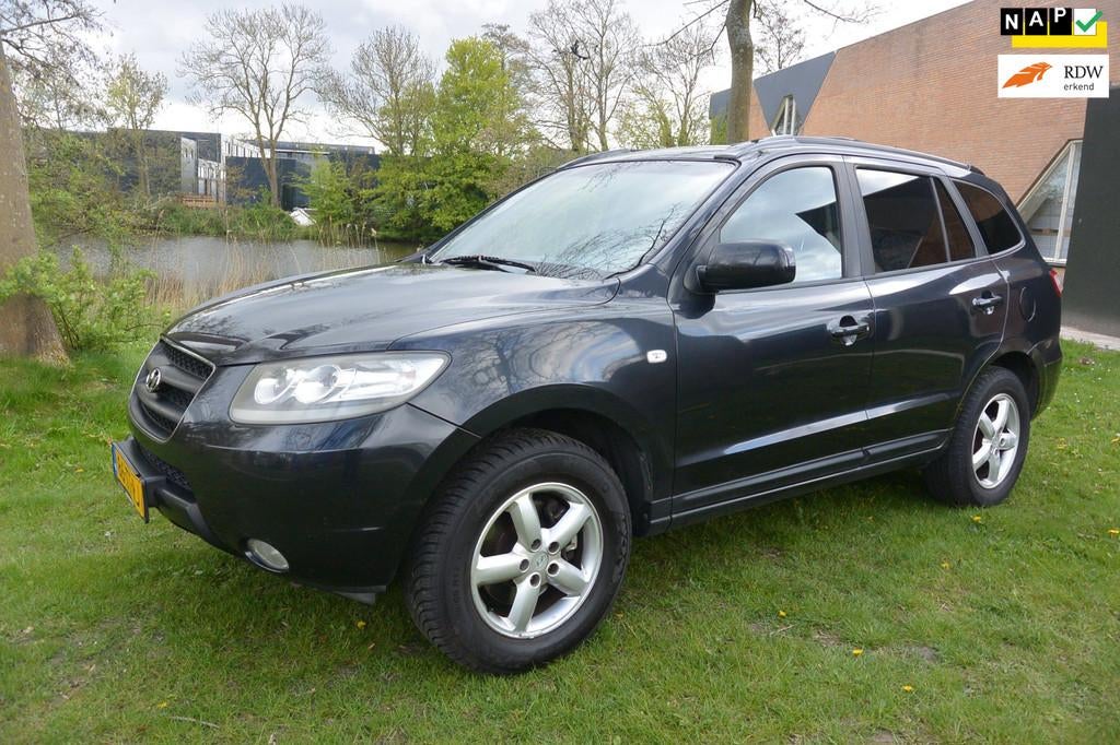 Hyundai Santa Fe 2.7i V6 Dynamic 7persoons/airco/camera/crui, Auto's, Hyundai, Voorwielaandrijving, Santa Fe, Gebruikt, 2000 kg