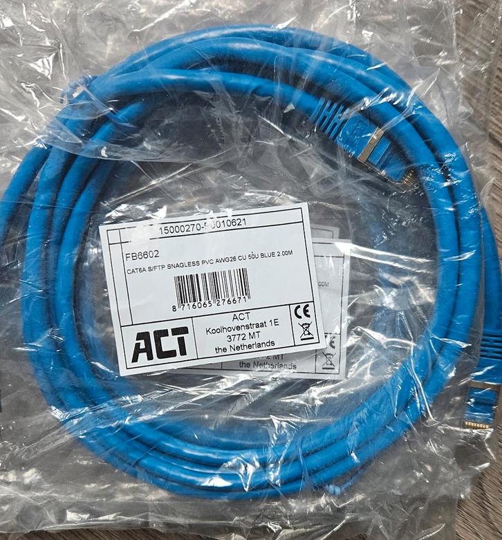 76 stuks - CAT6/CAT6A kabels -  Merk ACT - diverse lengtes, Computers en Software, Pc- en Netwerkkabels, Nieuw, Ophalen of Verzenden