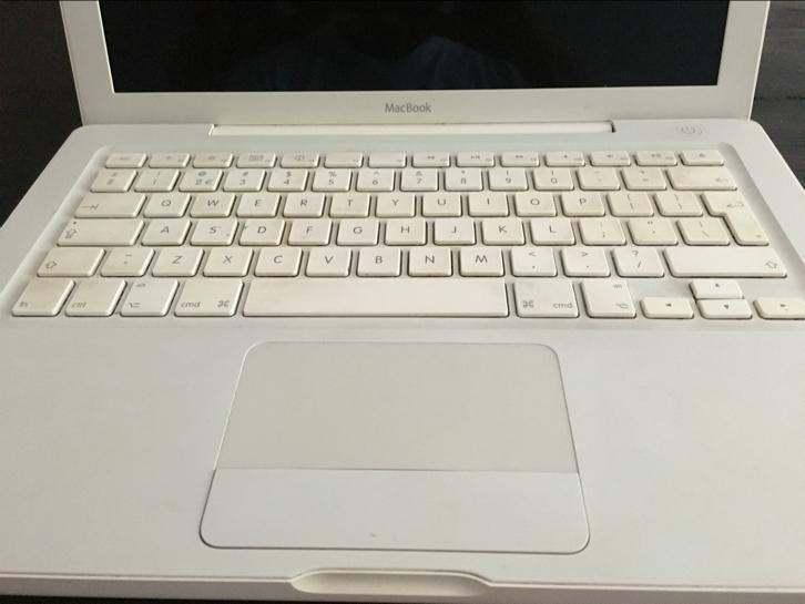 Macbook White  [MAC-40] 1-3, Gebruikt, 2 tot 3 Ghz, Qwerty, 13 inch