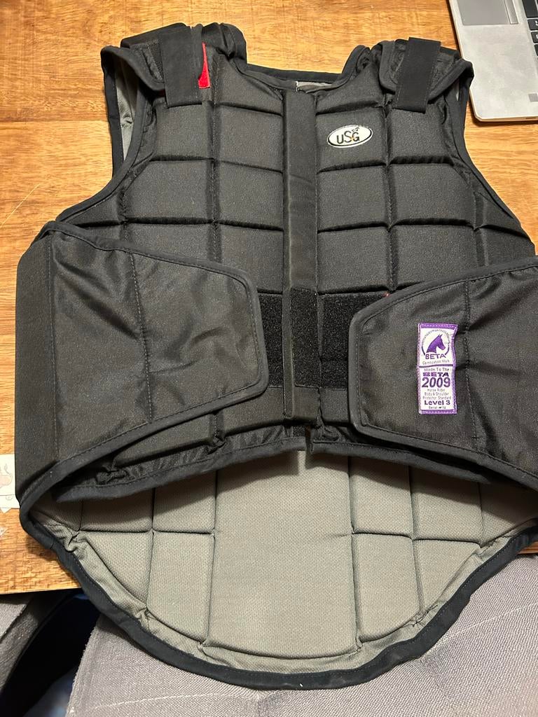 USG bodyprotector maat AXL, Overige soorten, Ophalen of Verzenden, Zo goed als nieuw, Dames