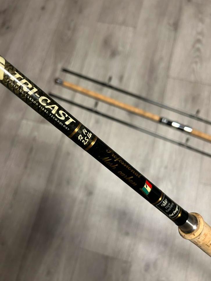 Twee handgebouwde karperhengels 12ft 2.5lb - Nieuwstaat, Watersport en Boten, Hengelsport | Karpervissen, Nieuw, Werphengel, Ophalen