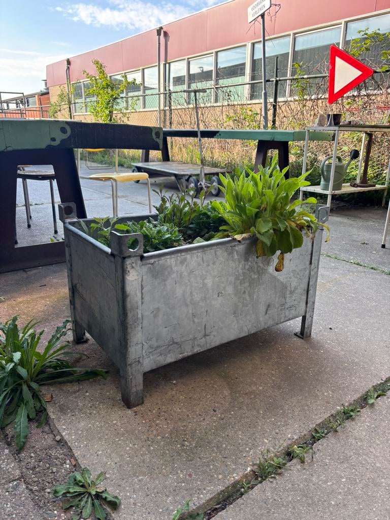Metalen plantenbakken, Ophalen, Gebruikt, Metaal