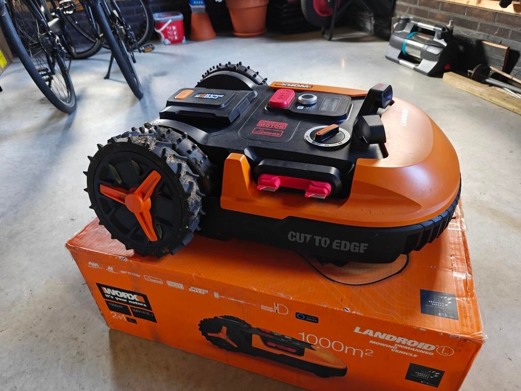 Worx Landroid L1000  robotmaaier - zo goed als nieuw, Tuin en Terras, Ophalen, Bestuurbaar via app, Worx, Zo goed als nieuw