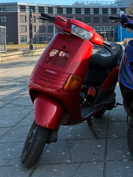 Skipper 180cc lc brom, Fietsen en Brommers, Scooters | Piaggio, Zo goed als nieuw, Overige modellen, Tweetakt, Ophalen