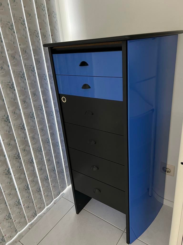 Houten ladekast blauw en zwart, Huis en Inrichting, Kasten | Ladekasten, Ophalen, Gebruikt, 5 laden of meer, 100 tot 150 cm