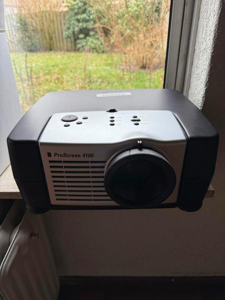 Philips ProScreen 4100 LCD Projector met accessoires, Audio, Tv en Foto, Beamers, Gebruikt, LCD, Overige resoluties, Ophalen