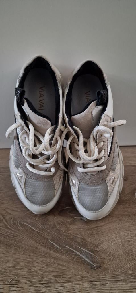 VIA VAI Sneakers - Maat 38, Kleding | Dames, Schoenen, Beige, Ophalen of Verzenden, VIA VAI, Sneakers of Gympen