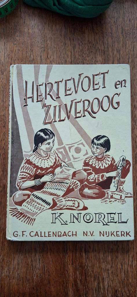 Oud boekje K. Norel  - Hertevoet en Zilveroog, Ophalen of Verzenden
