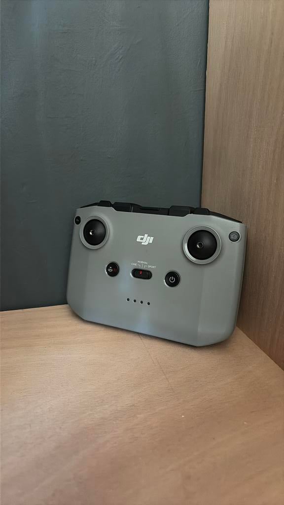 DJI RC231 remote, Ophalen of Verzenden, Zo goed als nieuw