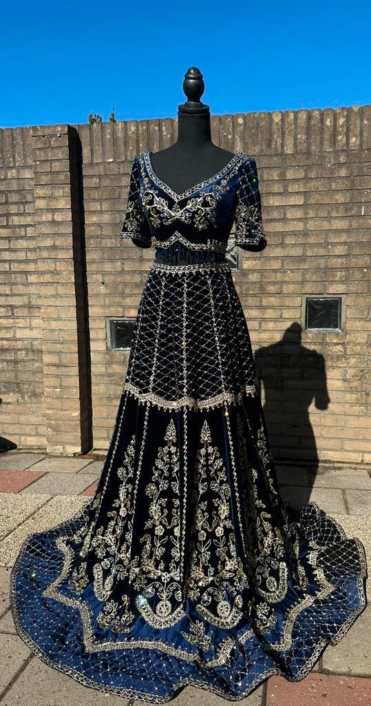 Bindali, Kleding | Dames, Trouwkleding en Trouwaccessoires, Zo goed als nieuw, Bruidsmeisjeskleding, Blauw, Ophalen