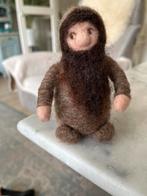 Bruine kabouter van sprookjeswol - 12 cm, Verzamelen, Poppetjes en Figuurtjes, Ophalen of Verzenden, Nieuw