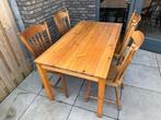 Gratis af te halen: vier stoelen (tafel is al weg), Ophalen, Minder dan 50 cm, Gebruikt, Minder dan 50 cm