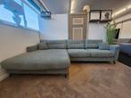 Hoekbank met brede lounge - Teddystof, 125 cm of meer, 125 cm of meer, Zo goed als nieuw, Info@homefriesland.nl
