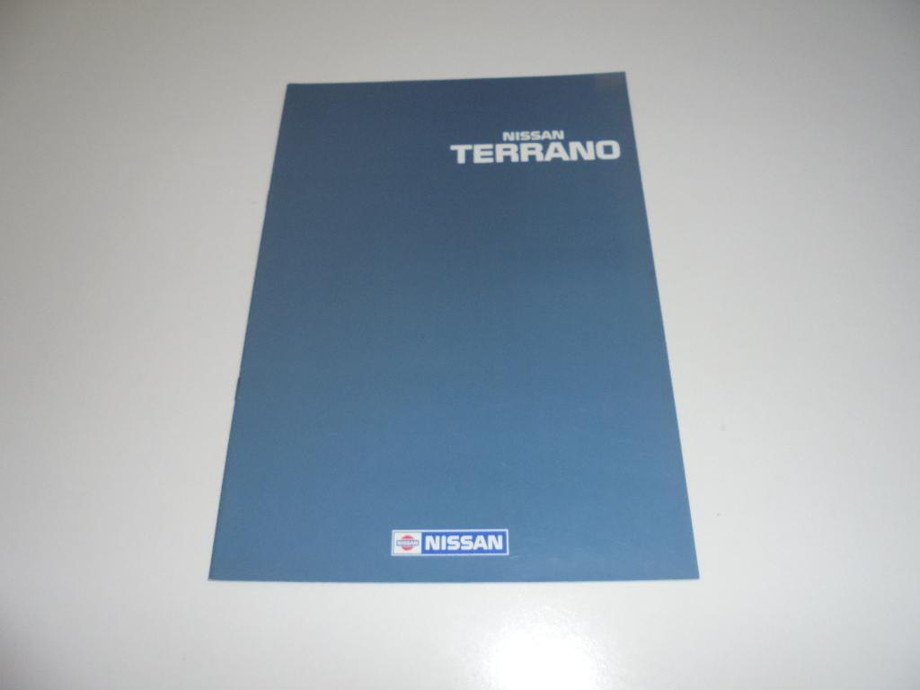 brochure Nissan Terrano 1990, Ophalen of Verzenden, Zo goed als nieuw, Nissan