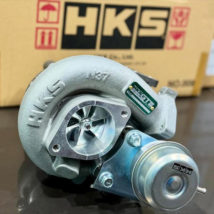 HKS GT3 RS Turbo kit - Skyline R33 R34 GTST GTT RB25DET, Auto diversen, Tuning en Styling, Ophalen of Verzenden