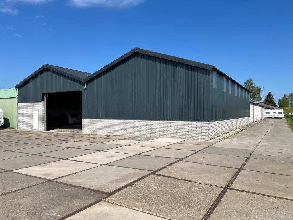 Caravan stalling Lomwel in Tienhoven ad Lek