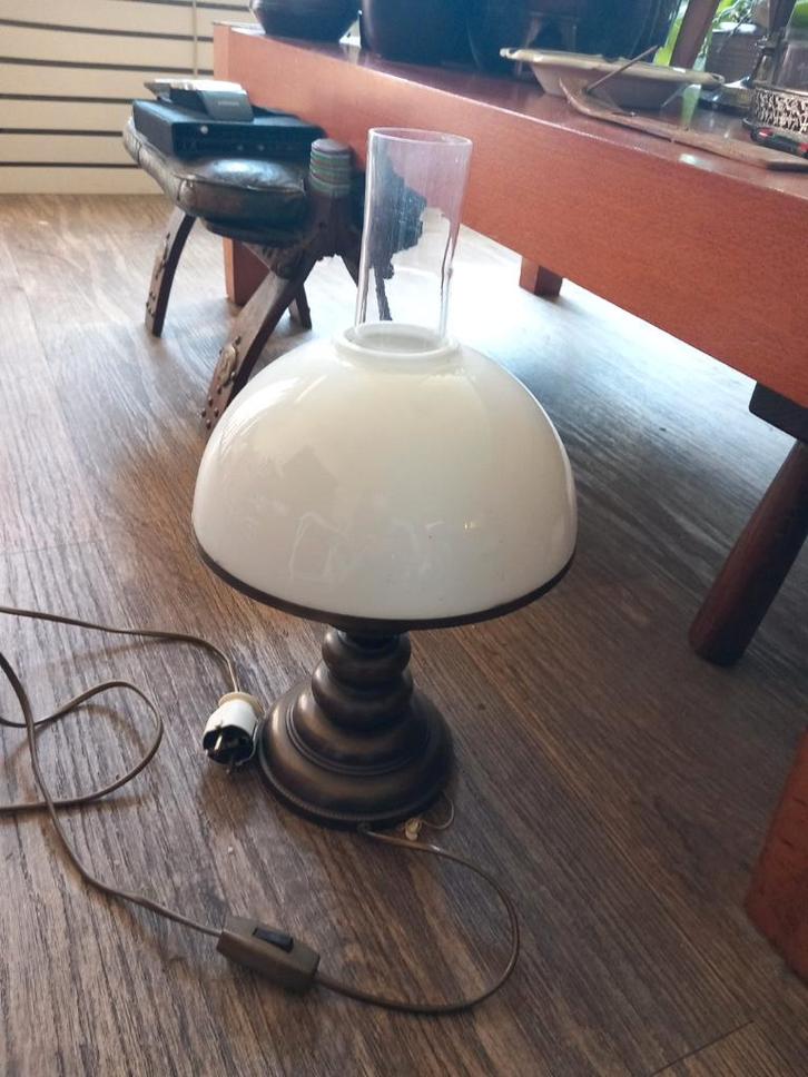 Massive tafellamp in petroleumlampstijl, Huis en Inrichting, Lampen | Tafellampen, Gebruikt, Minder dan 50 cm, Ophalen