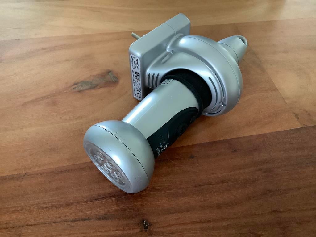 Zaklamp/sos lamp Topcom D’Lite op te laden via stopcontact, Verzenden, Zo goed als nieuw, Batterij